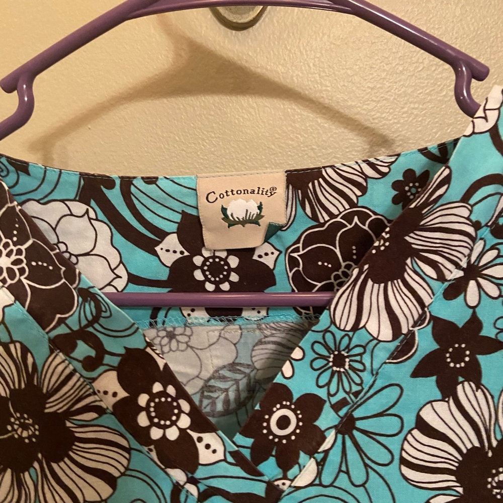 Cottonality scrub brand 1XL